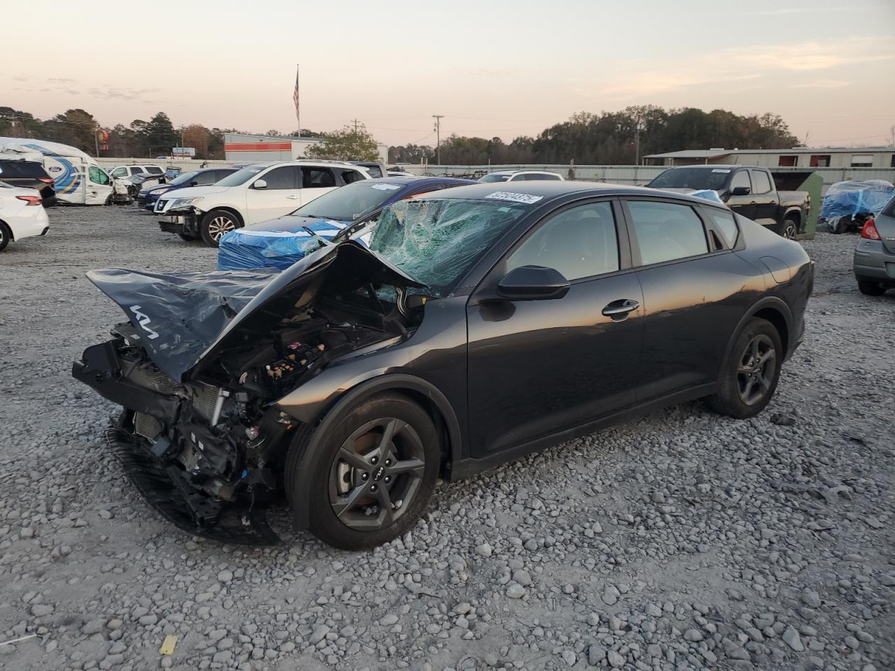 2025 KIA K4 lx