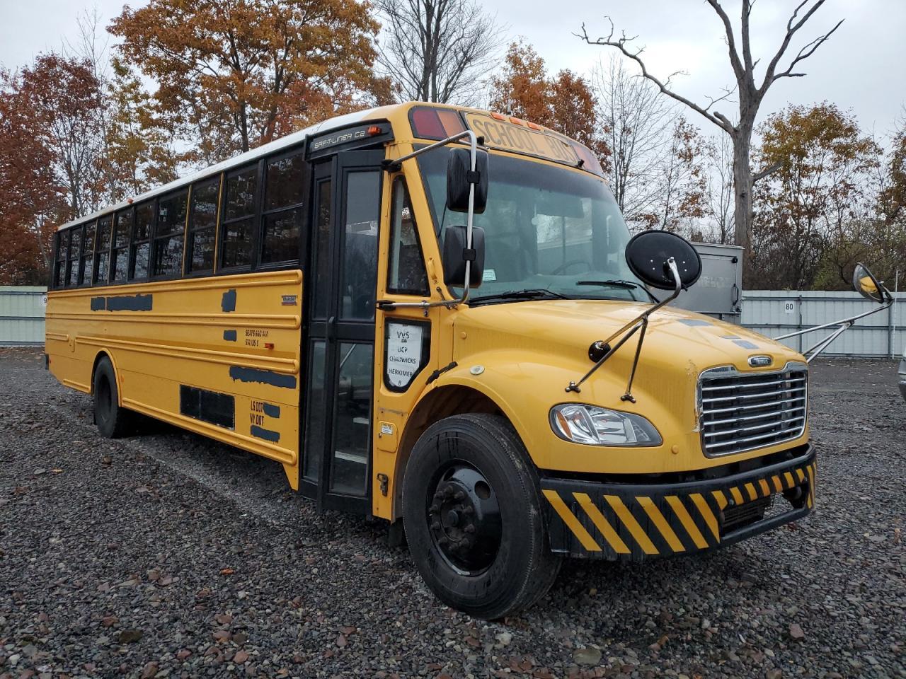 2014 Freigliner 2014 Freightliner B2 School Bus