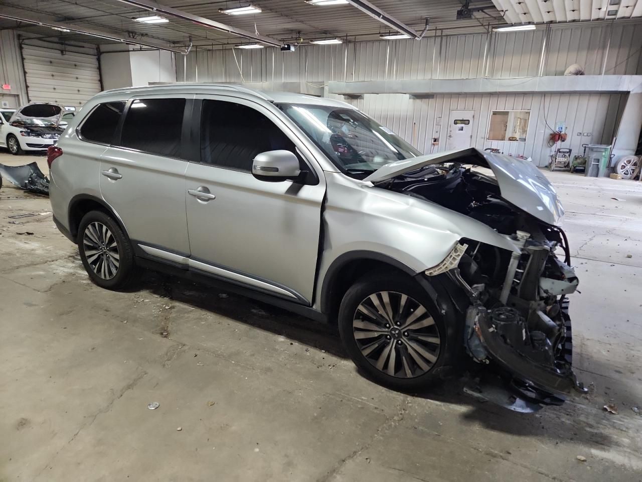 2020 Mitsubishi Outlander se