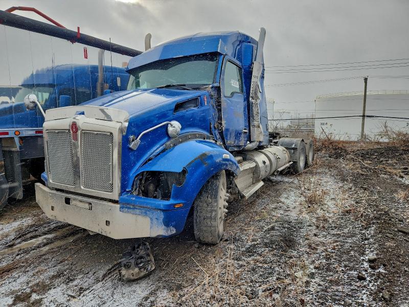2019 Kenworth Construction T880
