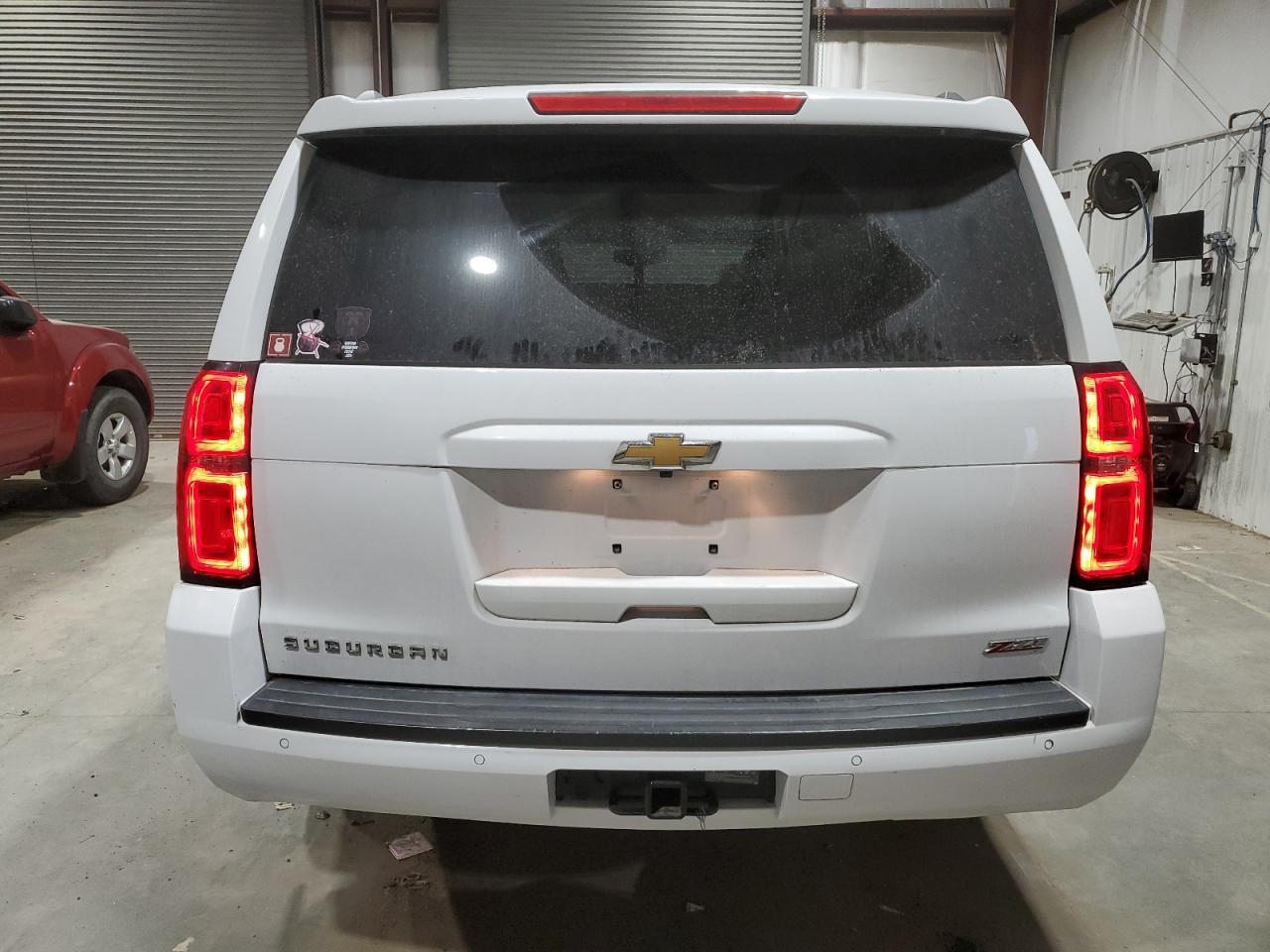 2019 Chevrolet Suburban K1500 lt