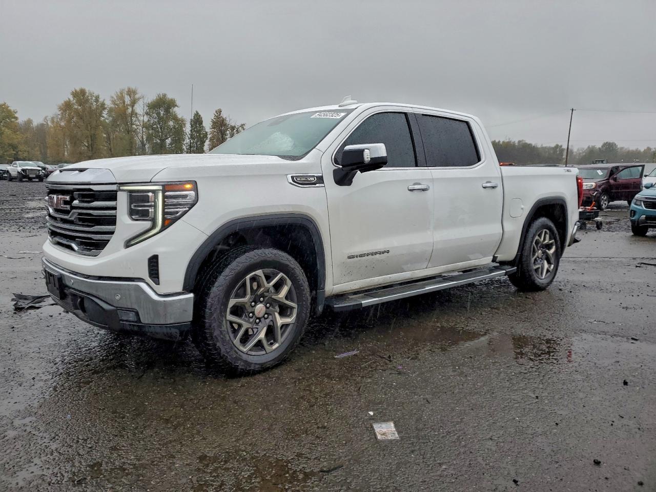 2024 GMC Sierra K1500 slt