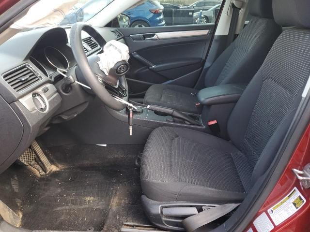 2016 Volkswagen Passat s