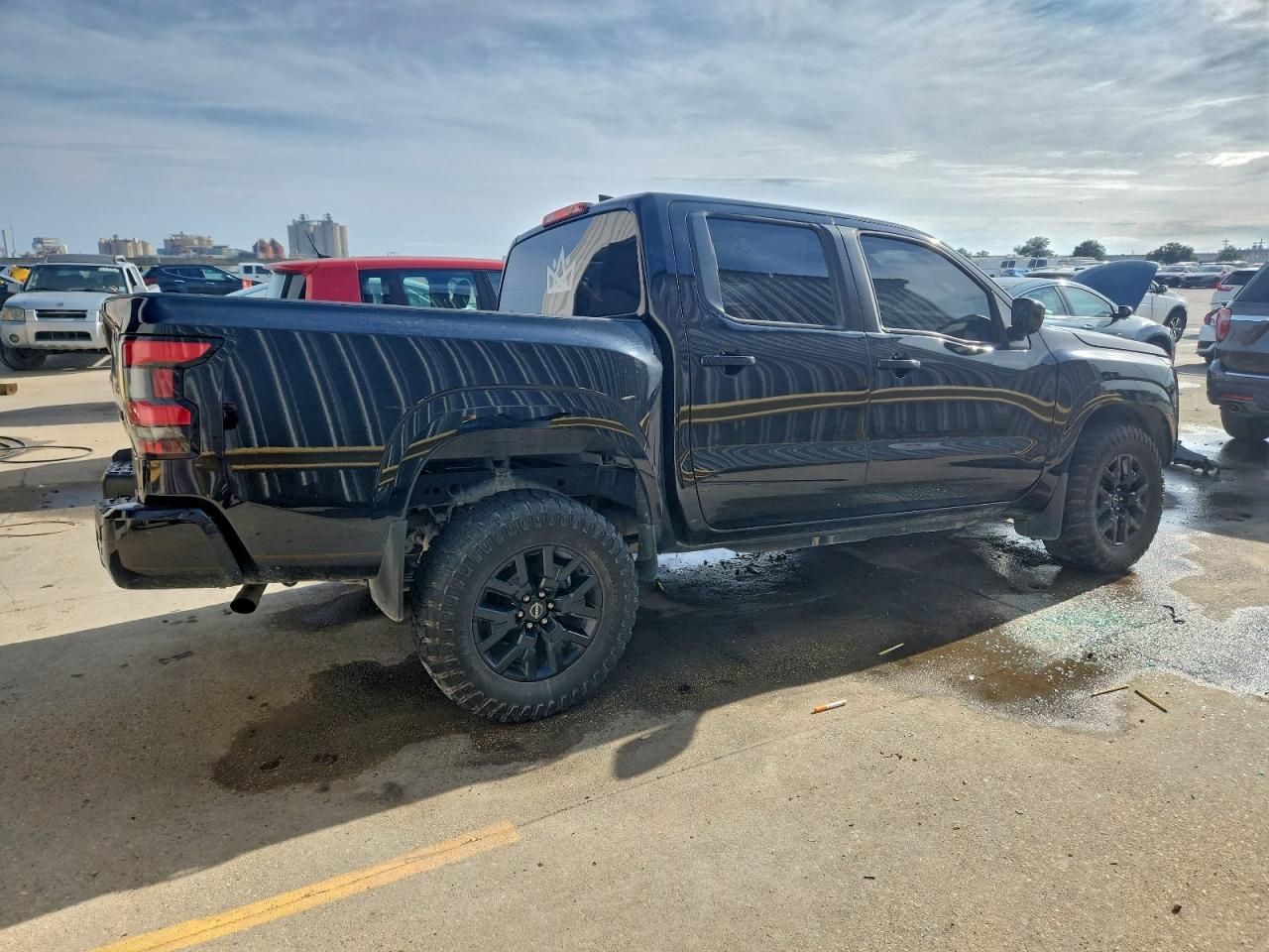 2023 Nissan Frontier SV