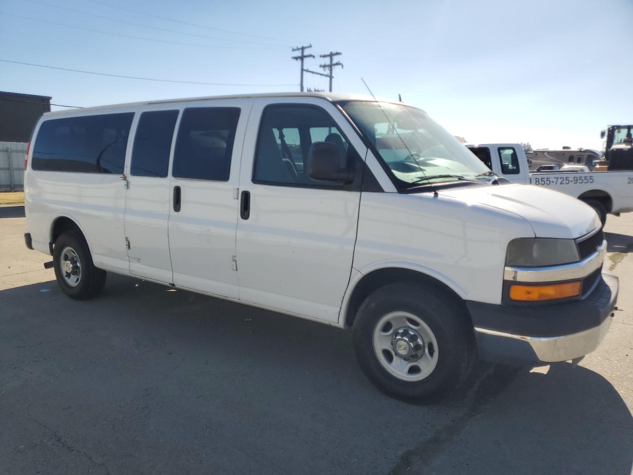 2011 Chevrolet Express G3500 LT