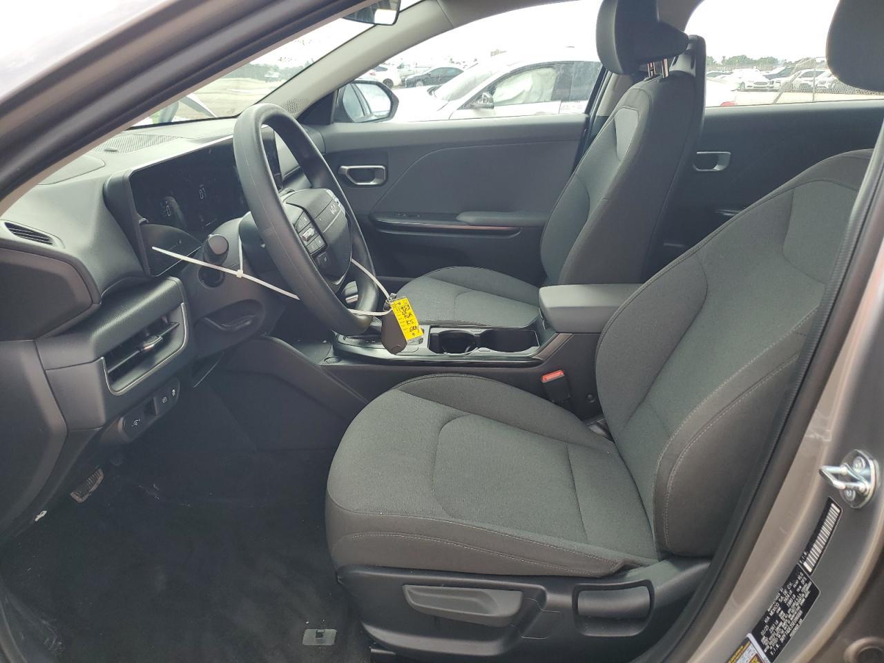 2025 KIA K4 lx