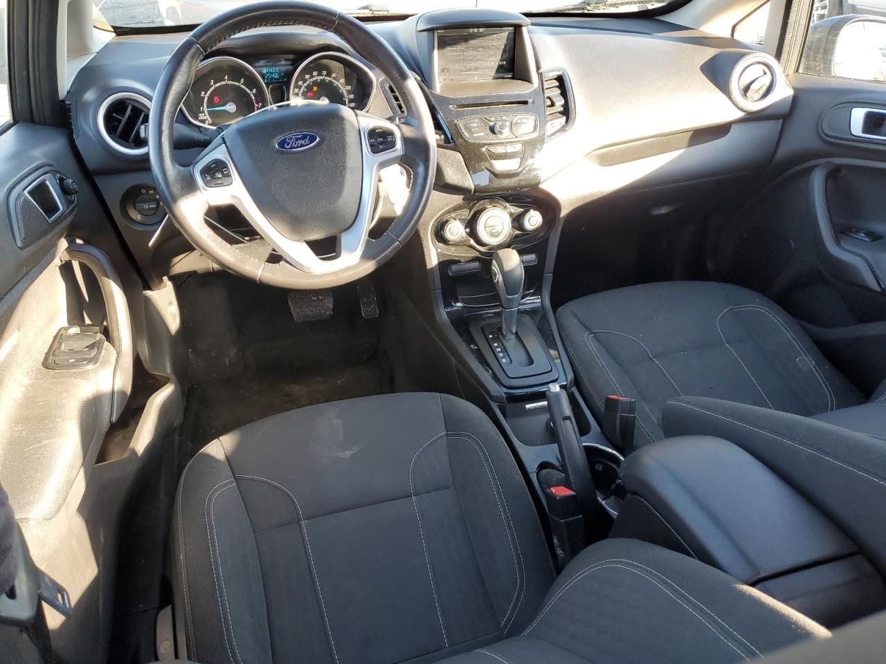 2015 Ford Fiesta se