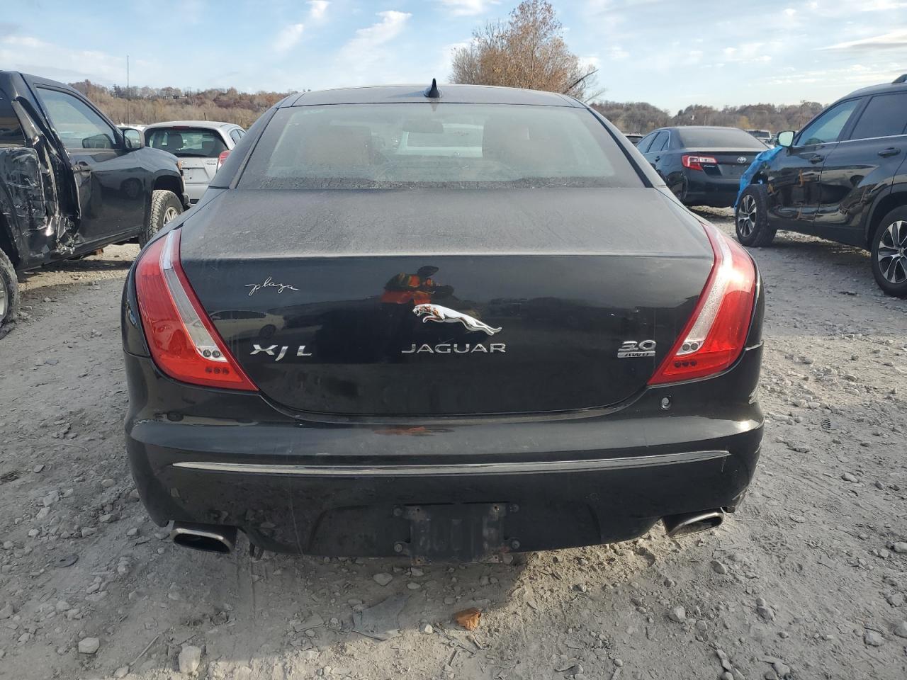 2014 Jaguar Xjl Portfolio