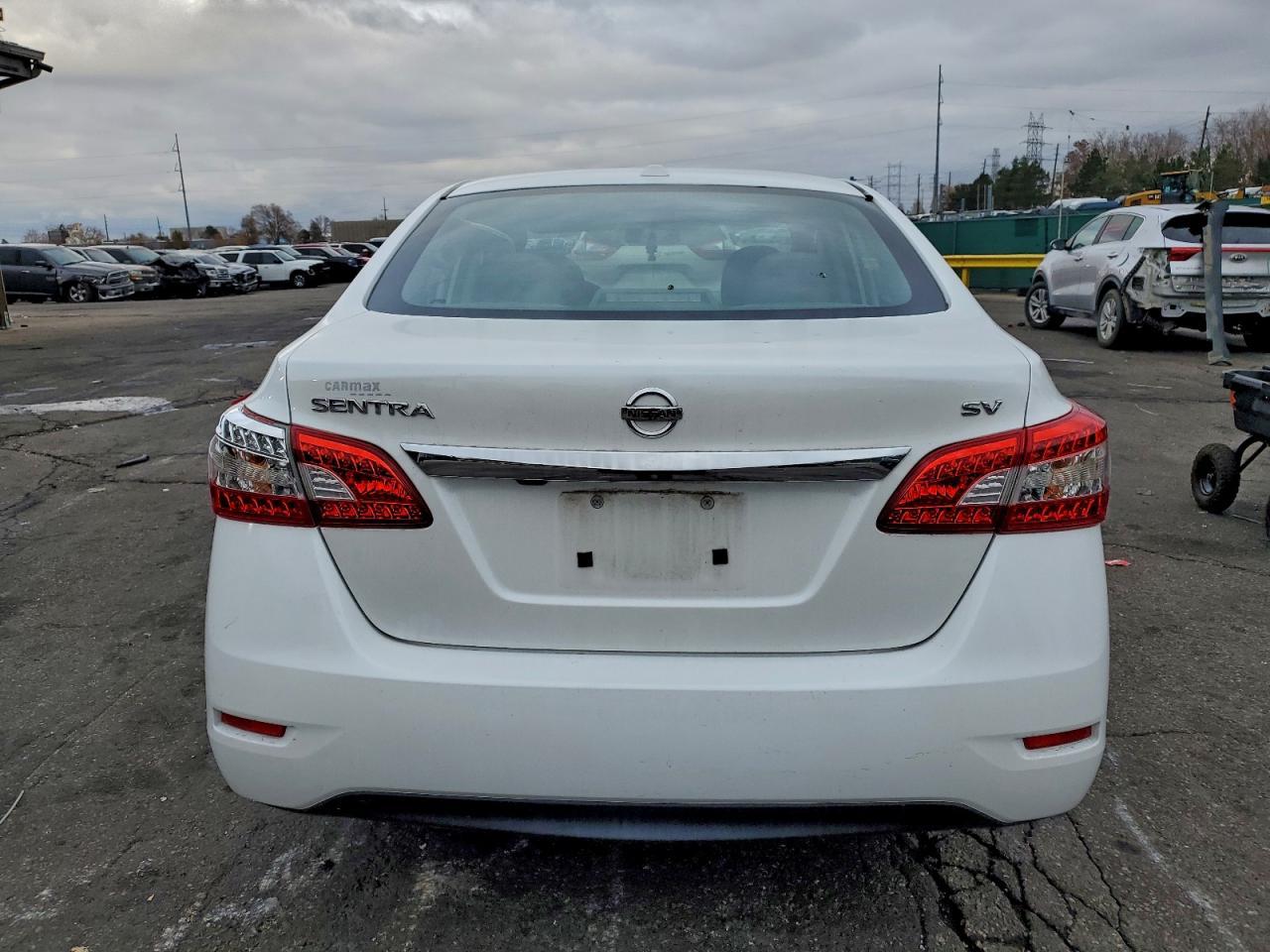 2015 Niss Sentra sv