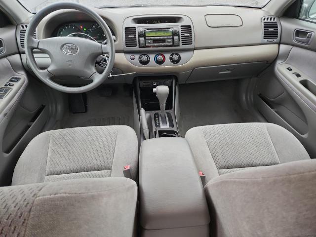 2002 Toyota Camry le