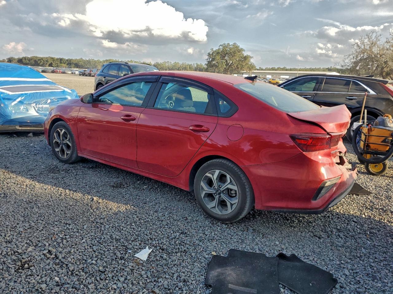 2021 KIA Forte fe