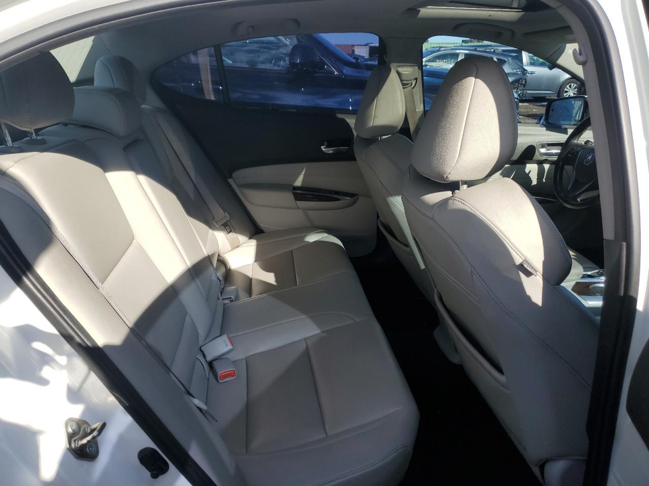 2016 Acura TLX
