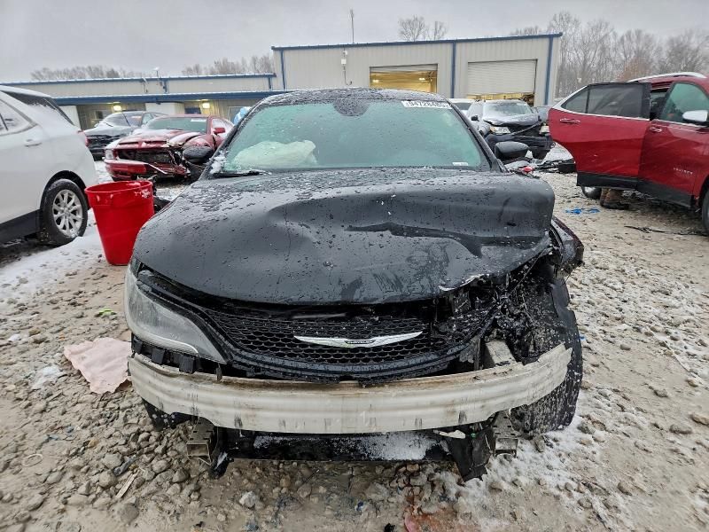 2015 Chrysler 200 s