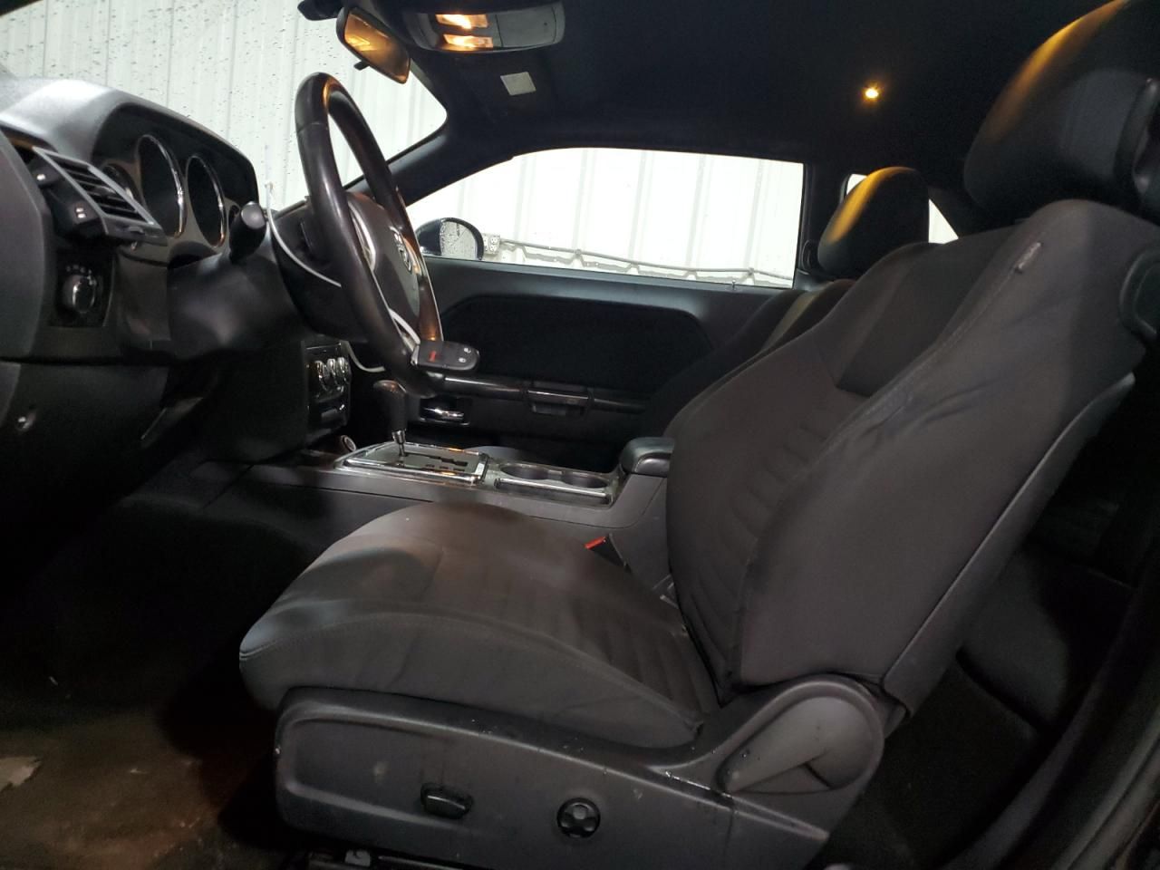 2013 Dodge Challenger sxt