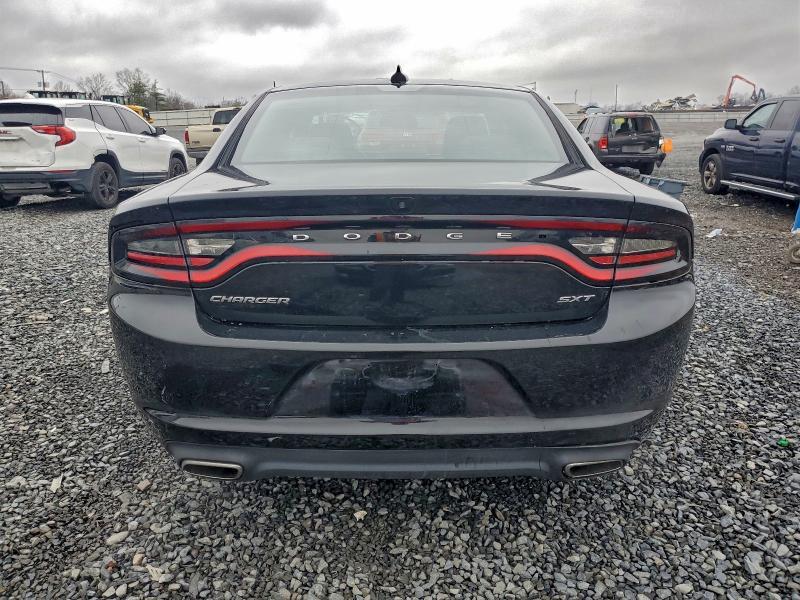2016 Dodge Charger sxt