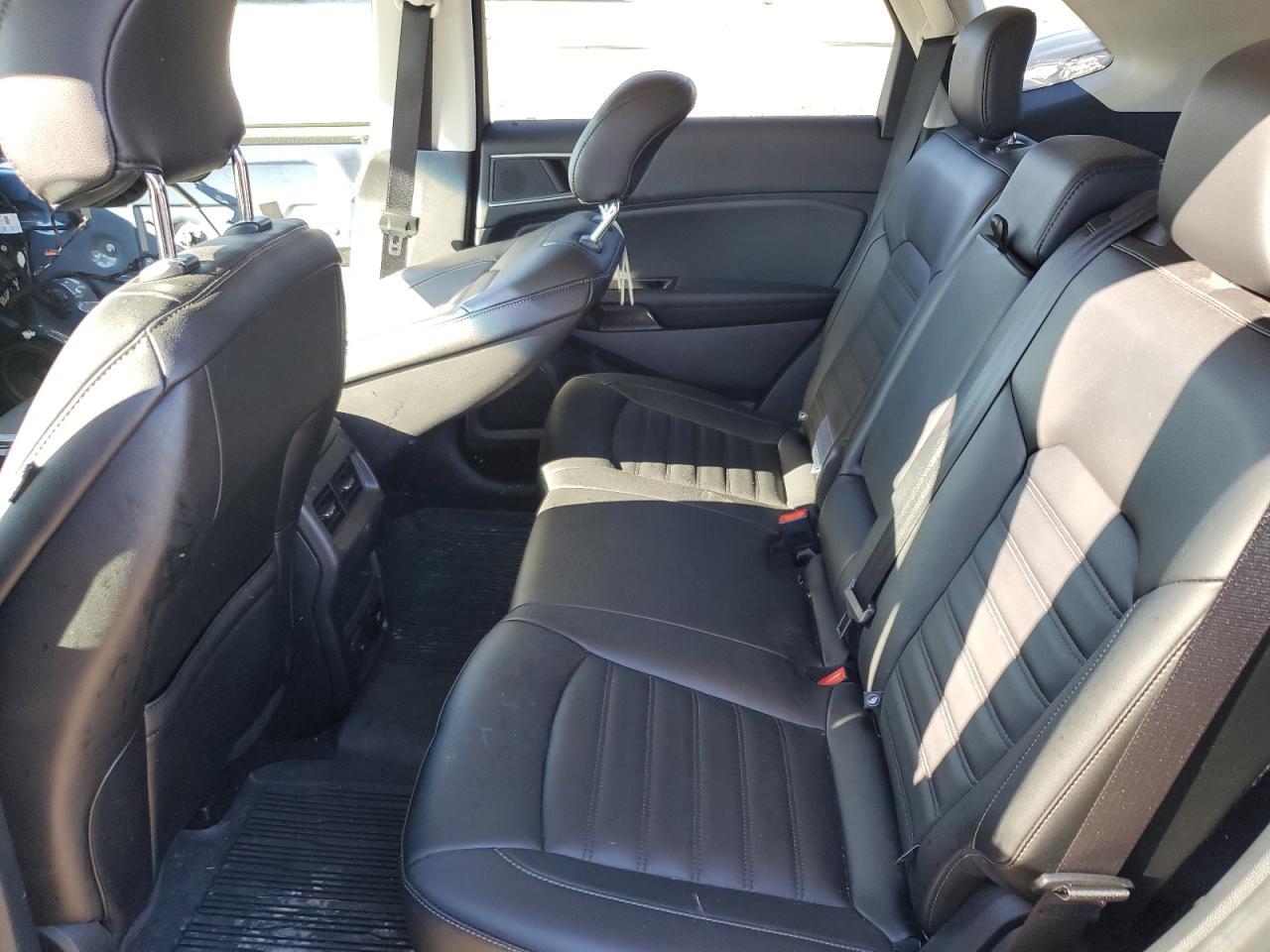 2019 Ford Edge sel
