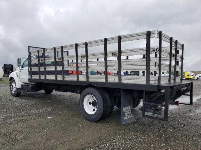 2010 Ford F650 Super Duty Flatbed Truck