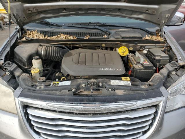 2013 Chrysler Town & Country Limited