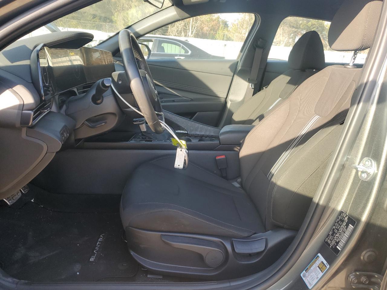 2025 Hyundai Elantra Blue