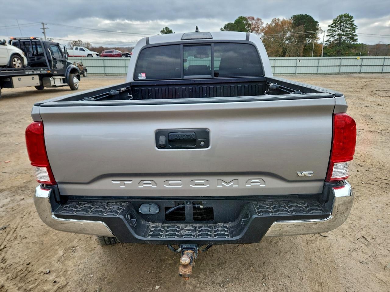 2017 Toyota Tacoma SR5 V6