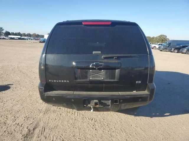 2014 Chevrolet Suburban C1500 lt