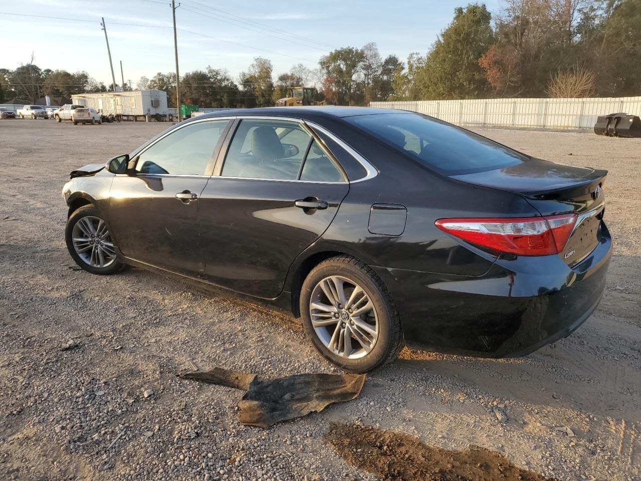2016 Toyota Camry le