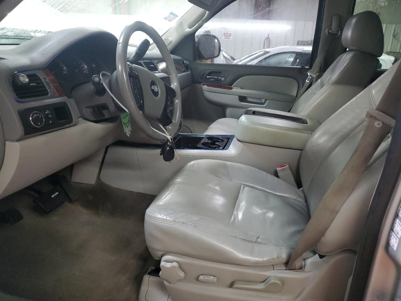 2012 Chevrolet Suburban C1500 lt