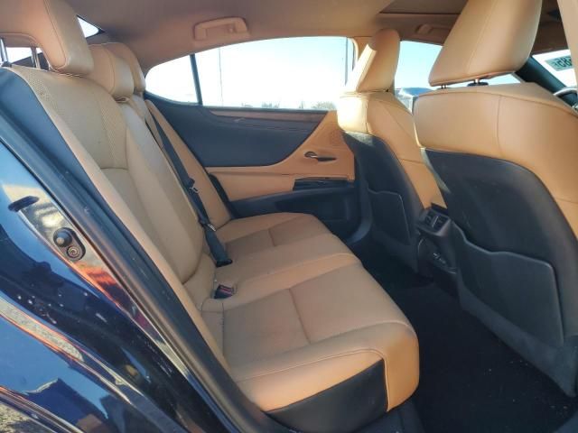 2022 Lexus Es 350 Base