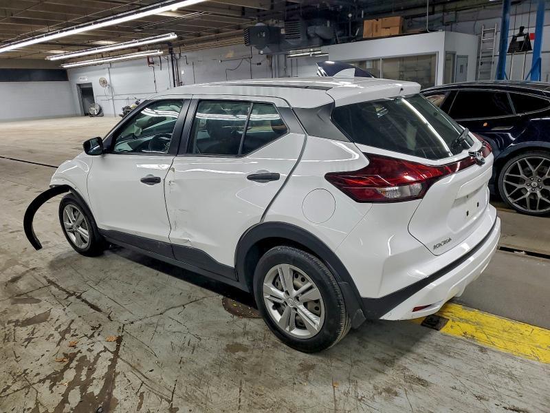 2023 Nissan Kicks s
