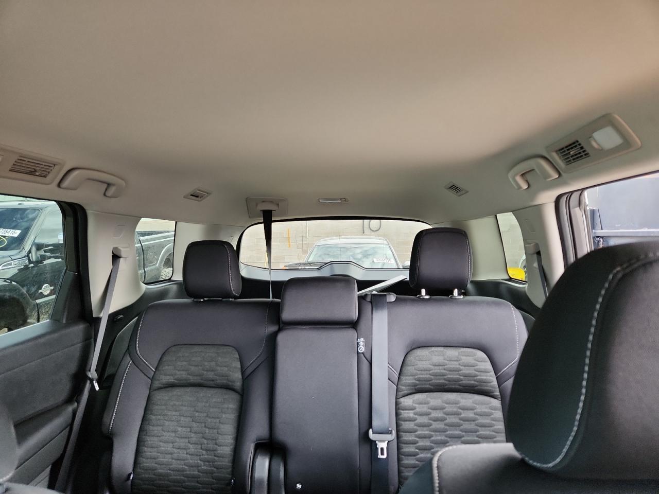 2023 Nissan Pathfinder s