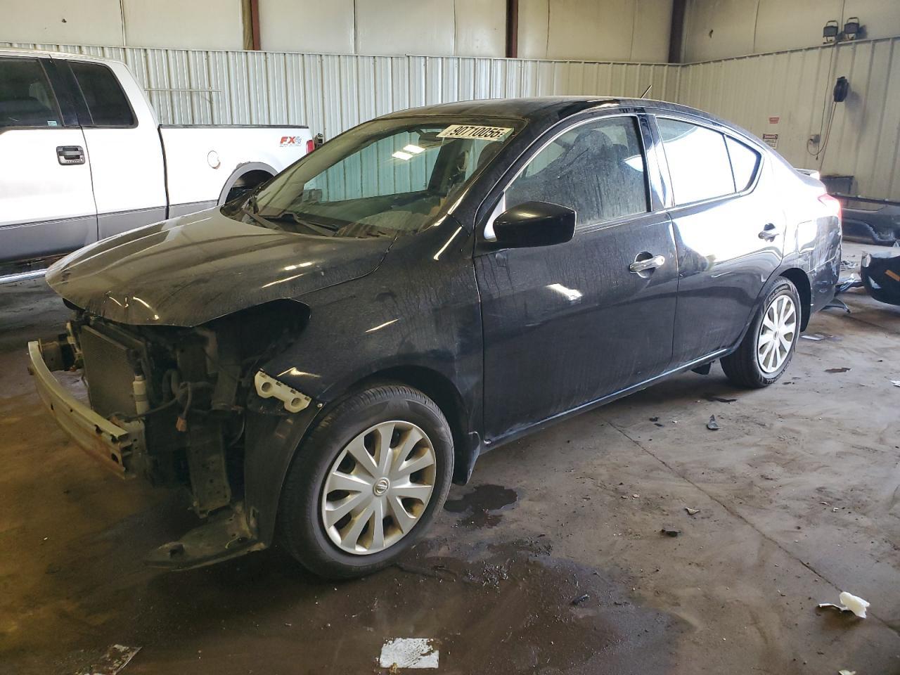 2018 Nissan Versa s