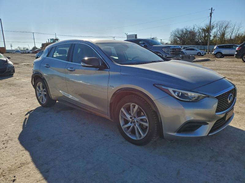2018 Infiniti Qx30 Base