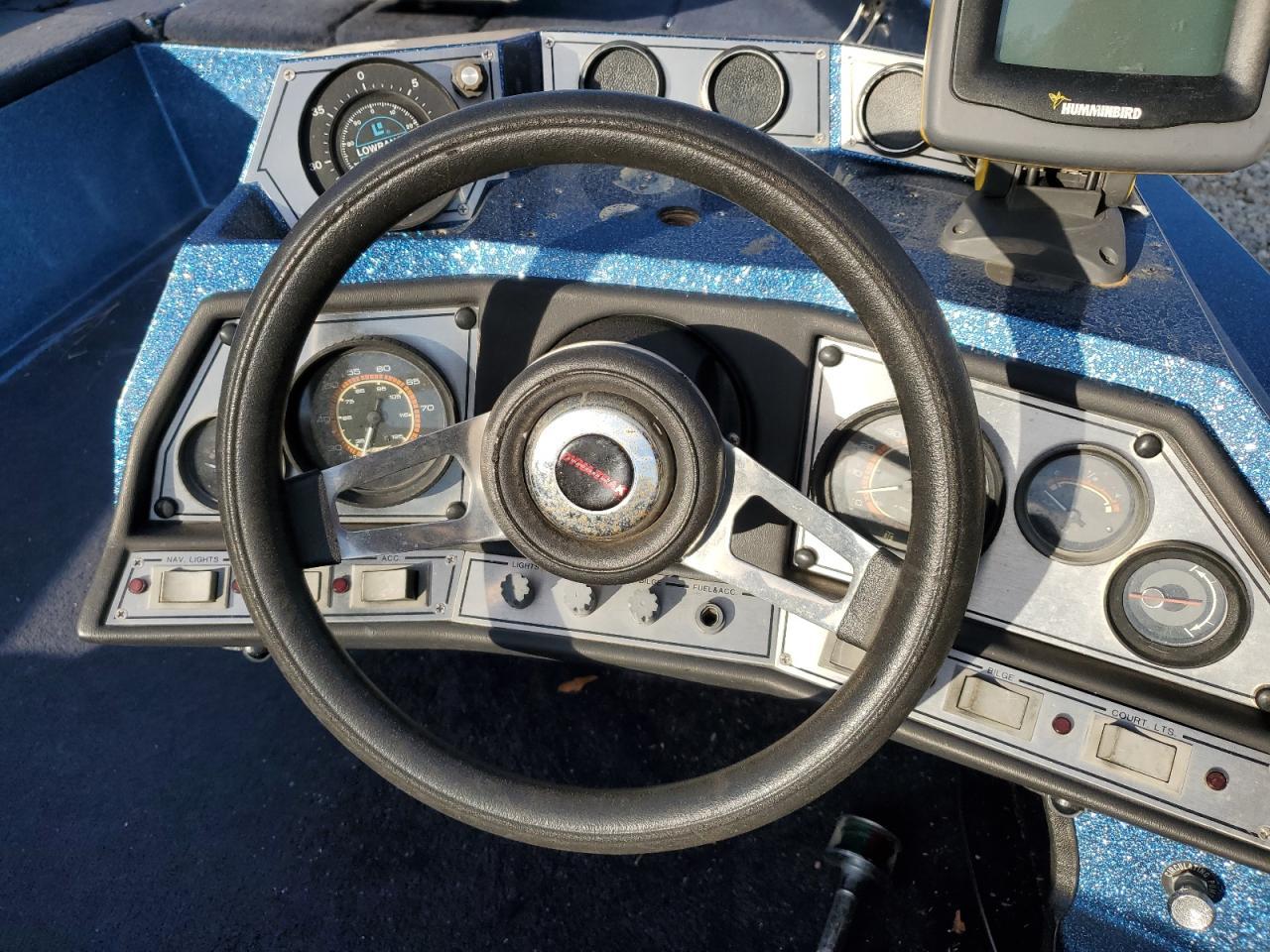 1986 Dyna Track 180 Boat