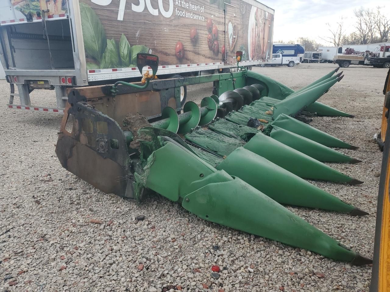 2014 John Deere 608C Corn Head