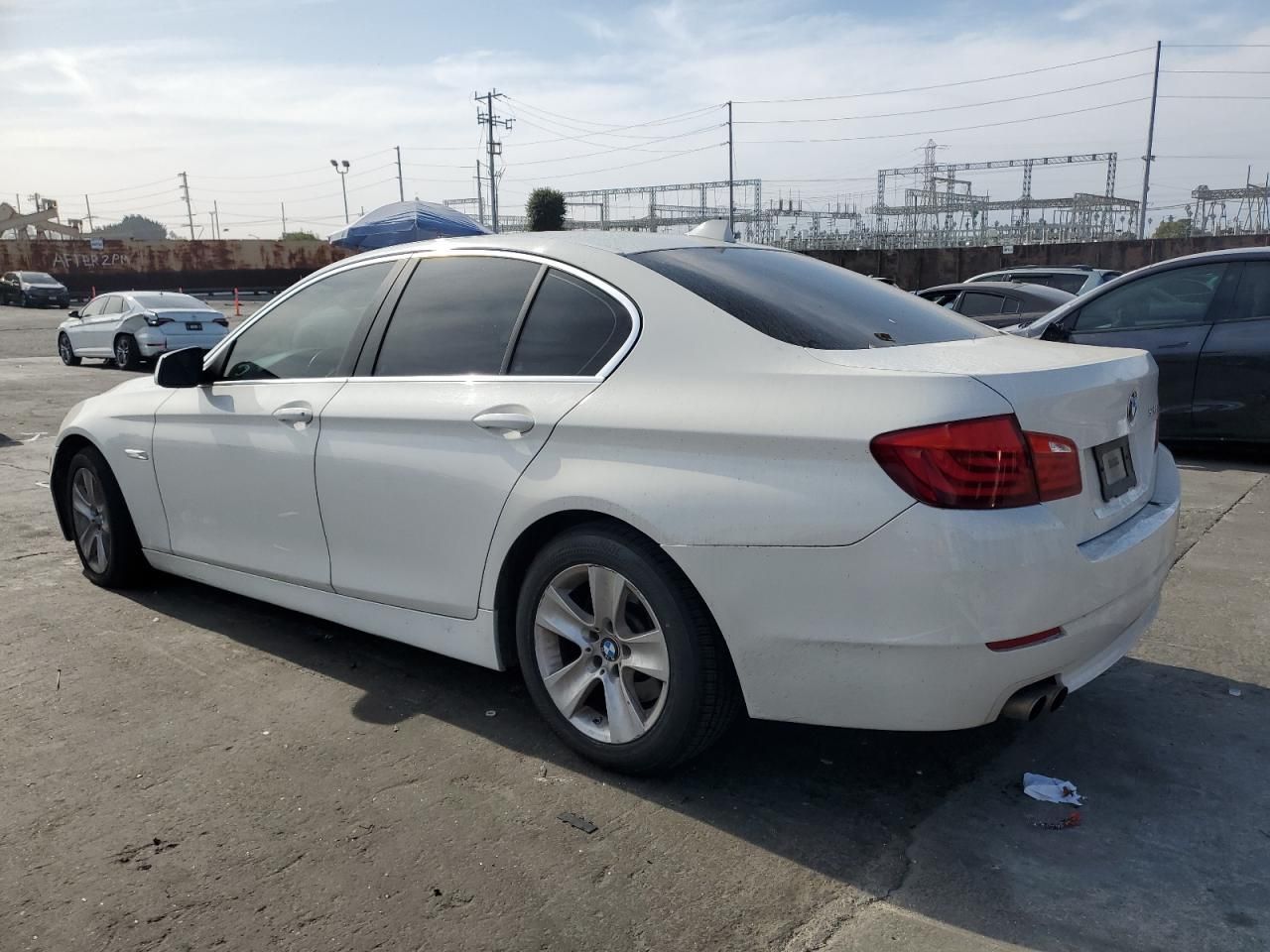 2011 BMW 528 i