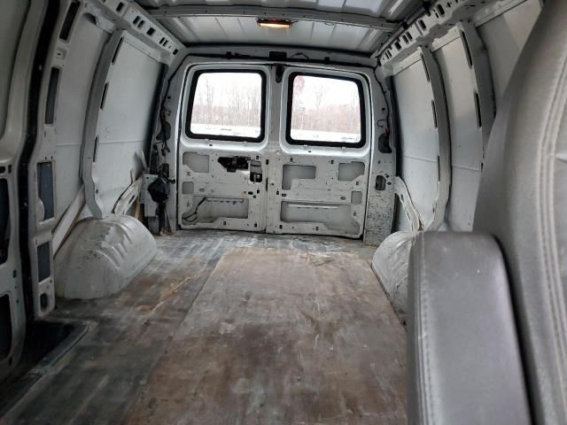 2013 Chevrolet Express 1500 Delivery Van