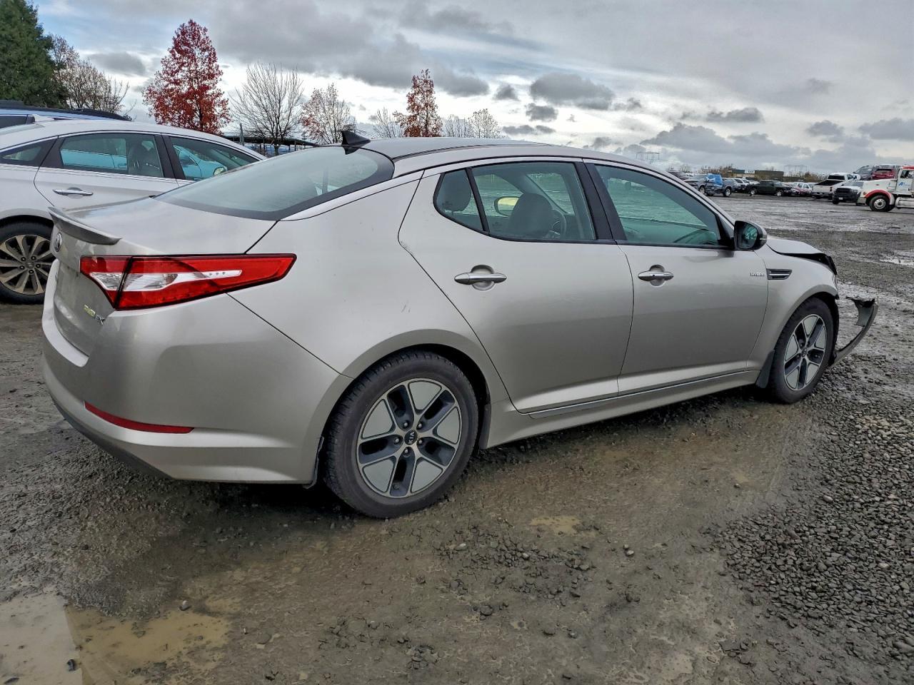 2013 KIA Optima Hybrid
