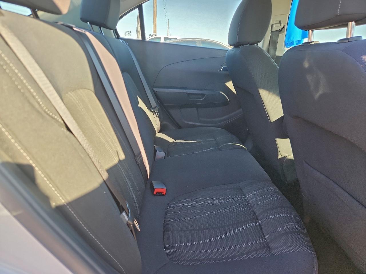 2017 Chevrolet Sonic lt