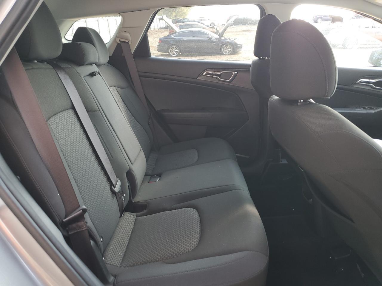 2023 KIA Sportage lx