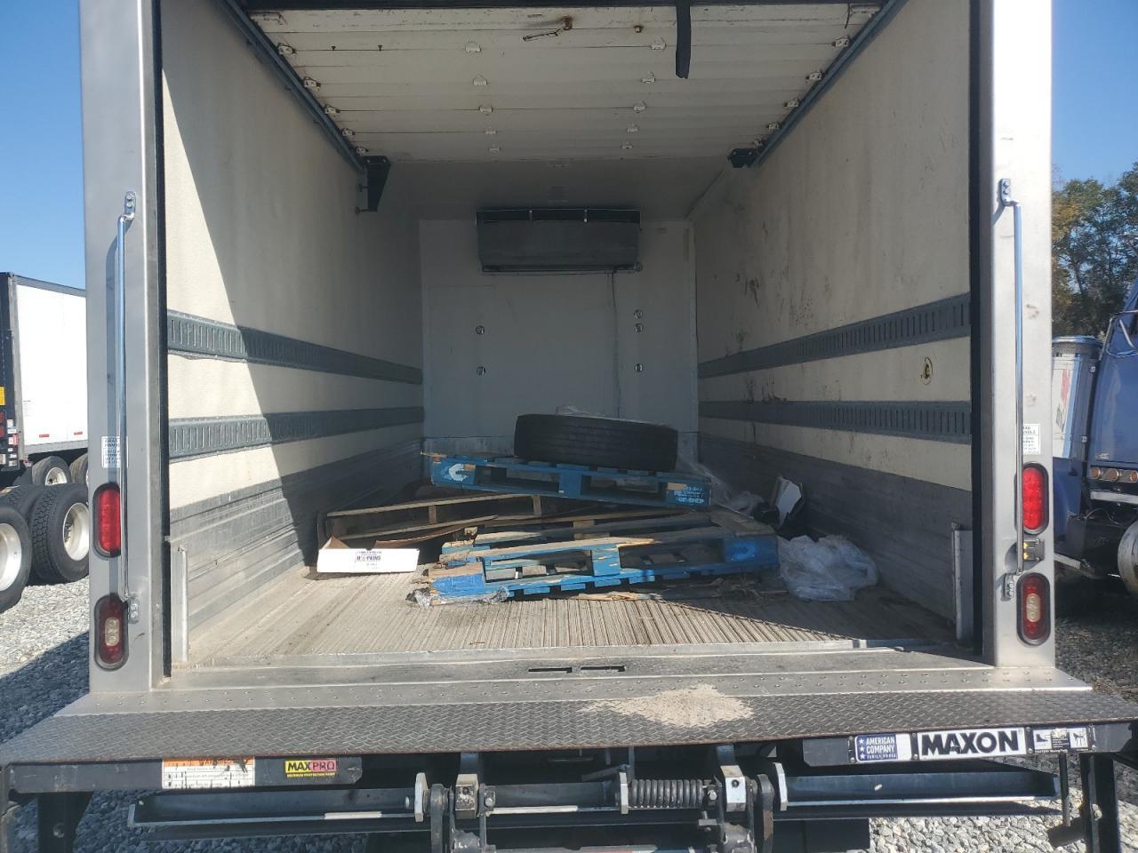 2020 Chevrolet 4500XD Refrigerated BOX Truck