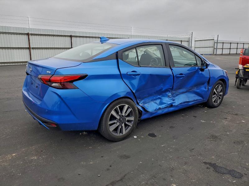 2023 Nissan Versa sv