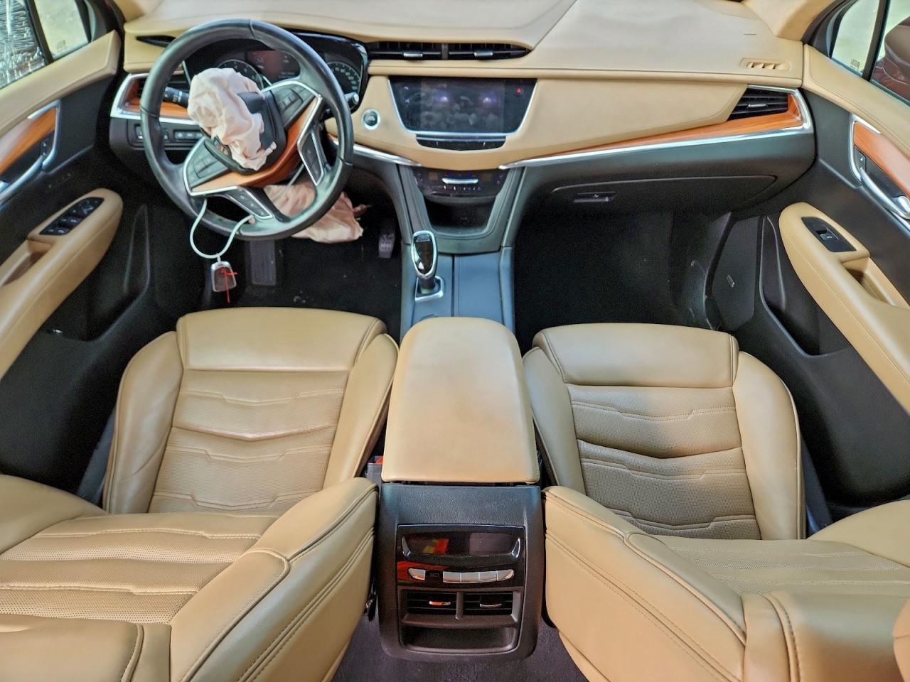 2018 Cadillac XT5 Platinum