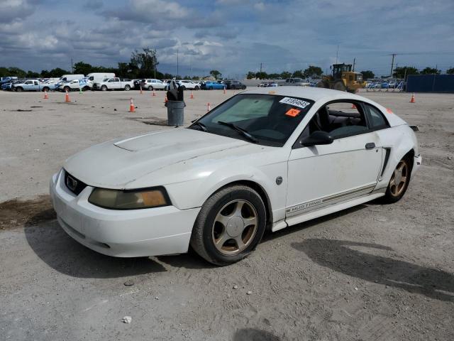 2004 Ford Mustang