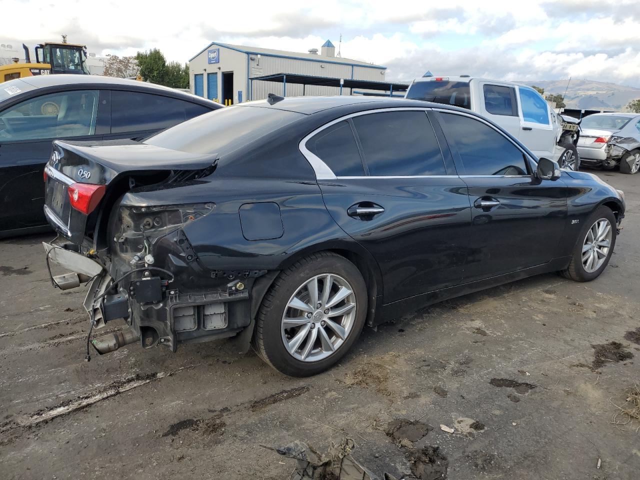 2017 Infinity Q50