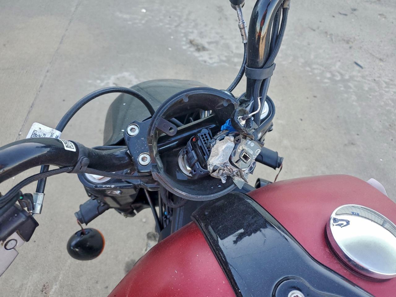 2025 Indian Motorcycle Co. Scout Bobber Limited +TECH