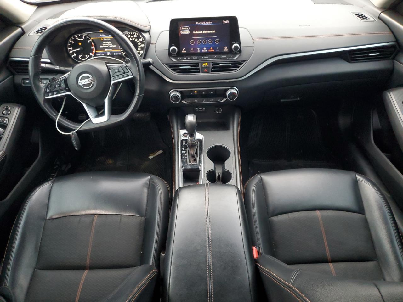 2020 Niss Altima