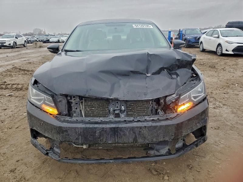 2019 Volkswagen Passat Wolfsburg