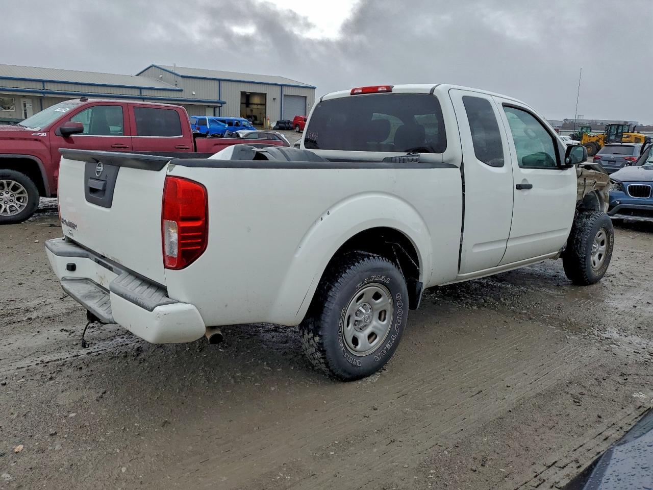 2017 Nissan Frontier s