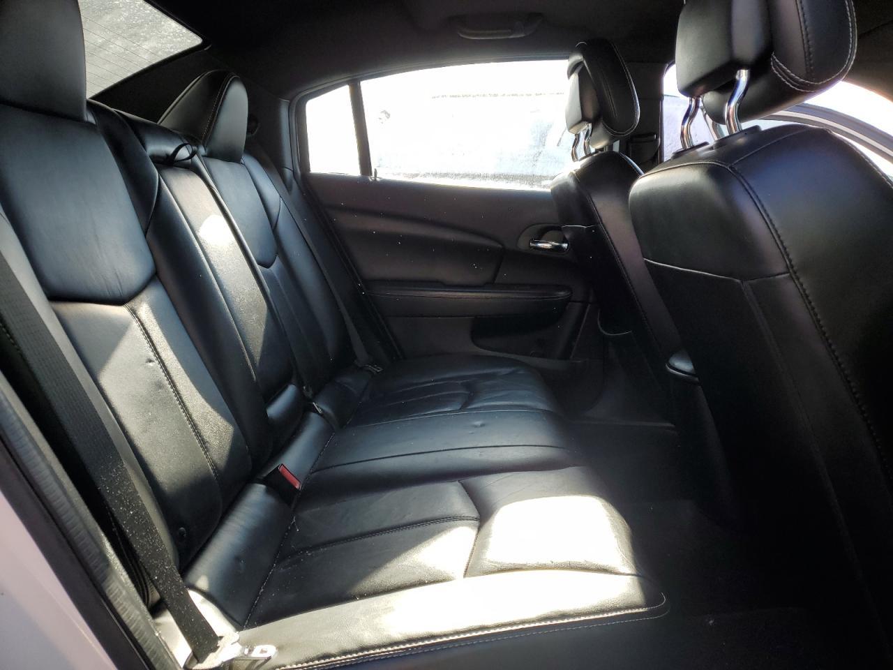 2013 Chrysler 200 Limited