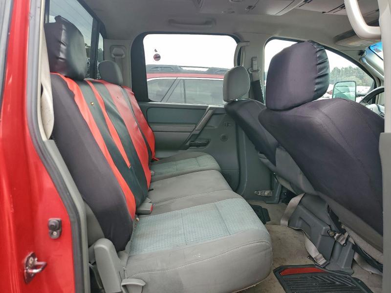 2005 Nissan Titan
